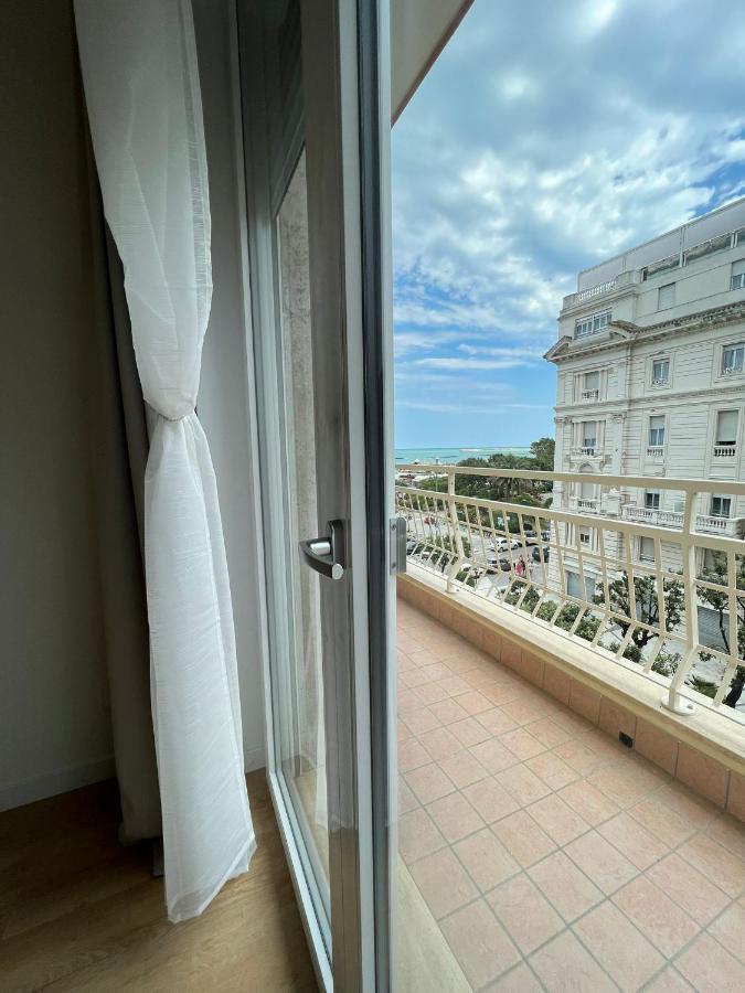 Blu Apartment